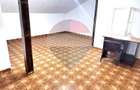 Casa / Vila cu 5 camere de inchiriat - 9