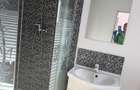Casă cu 2 camere cu Teren 70 Mp în Central - 1