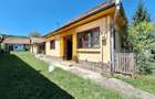 Casa de vanzare cu teren in Cinta - 8