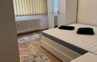 Proprietar inchiriez apartament de doua camere pe bd. Constructorilor - 1