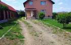 Casă cu Teren 300 Mp în Central - 3
