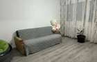 Vand apartament doua camere