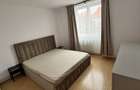 Proprietar inchiriez apartament 2 camere, zona centrala in apropierea facultatii de mecanica.
