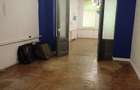 Vânzare apartament  pretabil cabinet,  birou 2 camere pe str.Horea - 5