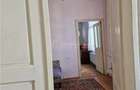 Casa pe sol, teren 241 mp, pretabila - spatiu comercial, loc - 1