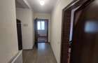 Vand schimb cu terenuri si apartamente