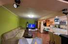 apartament 3 camere decomandat, 2 bai, 2  balcoane,centrala gaz,parcare, 99000 e