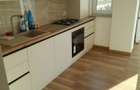 Dau in chirie apartament doua camere !