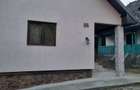 Ofer spre inchiriere casa 2 camere in Albestii de Arges