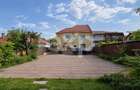 Birou 72 mp cu 3 parcări incluse și acces la foișor | Str. Independenței - 8
