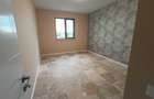 Inchiriez apartament 2 camere Rm Valcea plus garaj - 5