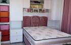 Apartament cu 3 camere în Albert - 6