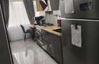 Proprietar vand apartament 3 camere - 5