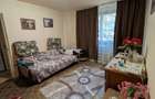 Apartament cu 3 camere semidecomandat în Calea București