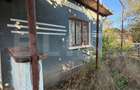 Casa de vanzare cu teren-ideala pentru o familie intr-o zona linistita - 2