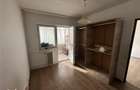 Apartament 3 camere semidecomandat, Velenta