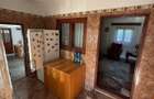 Casa de vanzare / com. Gherghita / 4 camere / Baie / Bucatarie / Gaze / Centrala / 1.500 mp - 2