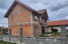 CASA INDIVIDUALA la rosu 1400mp teren - 1