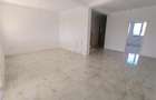 DUPLEX LA ASFALT - ZONA CENTRALA - BUCATARIE INCHISA