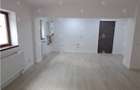 Apartament de 2 Camere cu curte in Zona Damaroaia/Jiului - 3