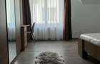 Camere cu bai private si apartament de inchiriat in 7 Noiembrie, la 10 minute de UMF - 2