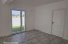 Casa de vanzare, de tip duplex