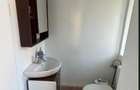 Vand apartament cu 2 camere ,2 boxe ,parcare curte interioara renovat