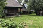 De vanzare Teren intravilan 800 mp cu casa traditionala din lemn si anexe - 6