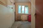 Vanzare apartament 4 camere, de renovat, Gorjului