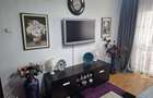 Se vinde apartament 3 camere , situat in Bacau str.Republicii - 5