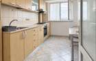 Vanzare Apartament cu 3 camere,  65 mp+ balcon de aproape 10 mp , 2 băi- Rahova