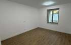 Apartament 3 Camere de Inchiriat Pretabil Birou Armeneasca Disponibil