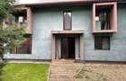 Inchiriez casa C.Girocului - 11