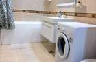 Privat, inchiriez 2 camere 58 mp, balcon, cu sau fara garaj in centru - 2