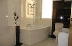 Apartament spatios cu 2 camere, 62 mp utili, loc de parcare Turnisor, Str. Frunzei - 6