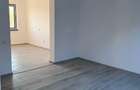 Apartament cu 3 camere decomandat în Tărlungeni - 4