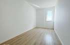 Penthouse 3 camere, decomandat, 80 mp utili,toate utilitatile-Aradului