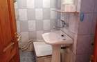 Inchiriez o camera cu baie proprie - 5