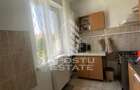 Apartament cu 2 camere de vanzare,decomandat, Zona Aeroport Timisoara