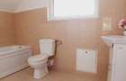 Vila cu doua garaje in Gradi?te - 1