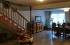 Casa de vanzare, 7 Noiembrie - 1