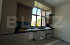 Apartament la casa  de inchiriat 4 camere, zona Centrala - 3