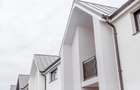 Zona str. M. Eminescu complex nou, case tip insiruite, P+M - 7