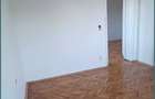 Vind apartament 2 camere partial renovat - 3