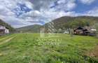 Teren intravilan, 1000 -1500mp, parcela de colt, in sat Gros Hunedoara