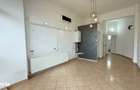 Spatiu Comercial Stradal 30 mp/Trafic Intens Auto si Pietonal/C.A.Roma - 4