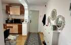 De vanzare apartament c 2 camere si balcon, mobilat, zona Posta Mica - 2