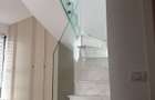 Apartament cu scara interioara de inchiriat - 7