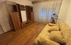Inchiriez apartament cu 3 camere la 1 minut de Colina