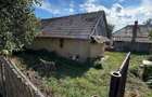De vanzare casa batraneasca locuibila si teren de 5000mp, Pret 39900e